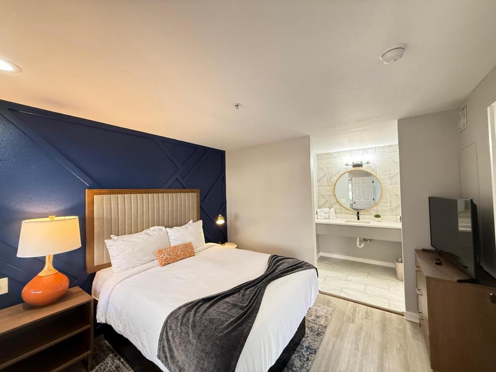 Apartment New Buckhead Gem *